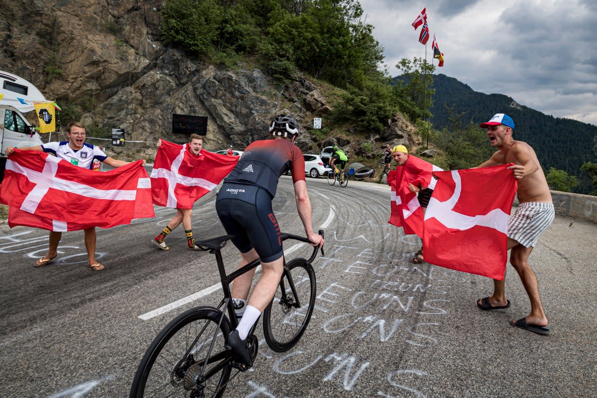 Sean Russell felt like a pro as he rode through the crowds  (Phil Gale)