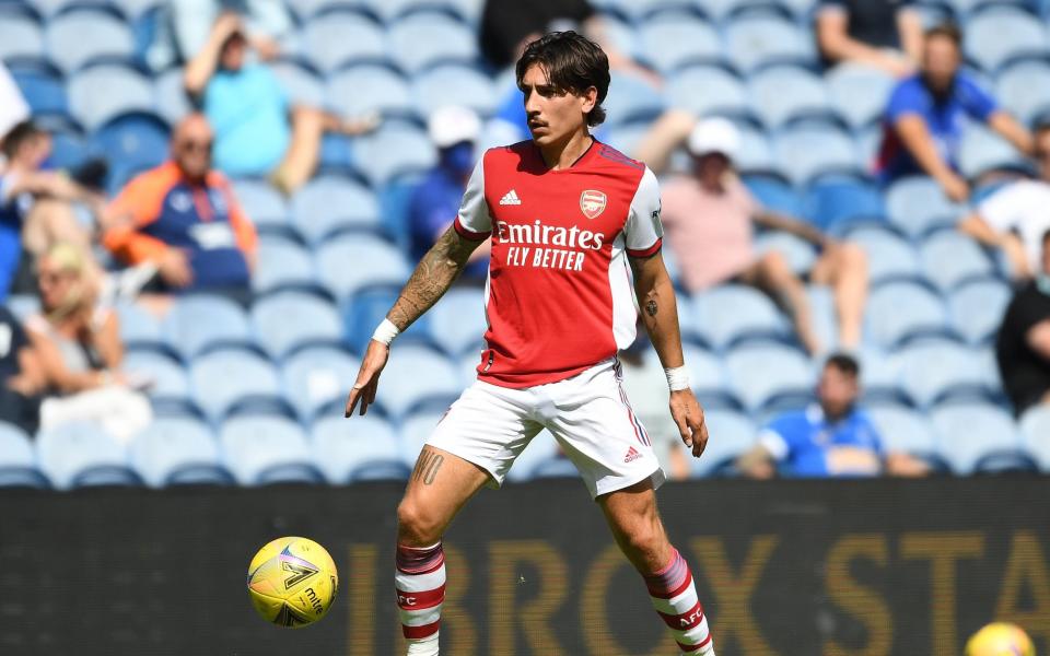 Hector Bellerin of Arsenal during the pre season friendly between Rangers and Arsenal at Ibrox - Transfer notebook: Hector Bellerin prepared to leave Arsenal despite lack of official bid - GETTY IMAGES
