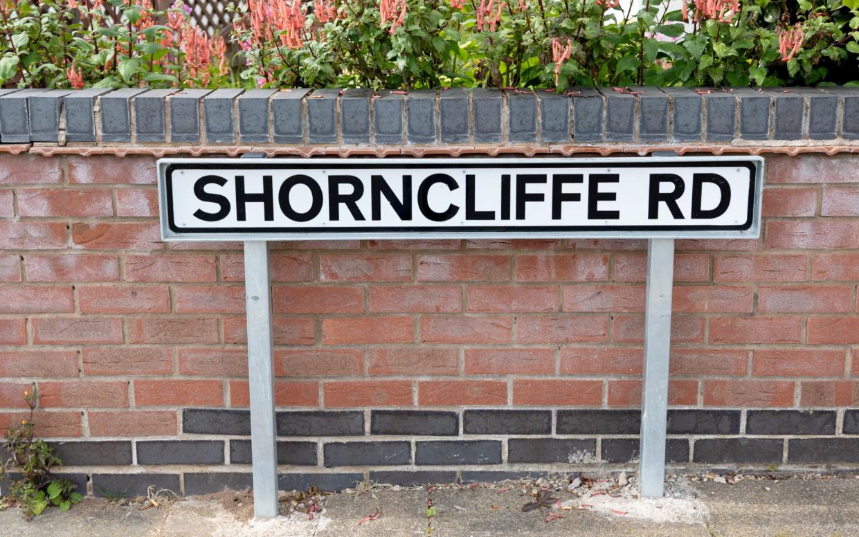 Shorncliffe Road street sign