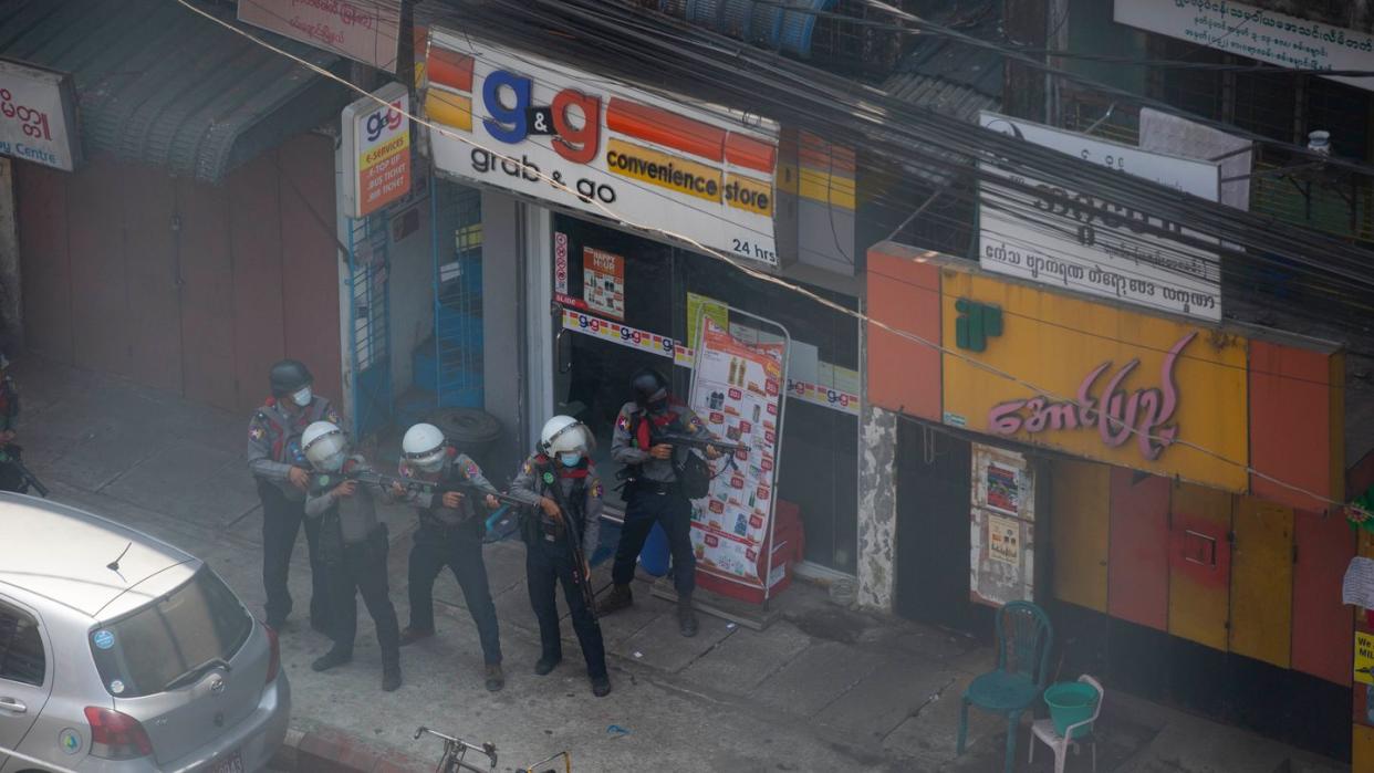 In Myanmar sind Sicherheitskräfte am Samstag erneut gewaltsam gegen Demonstranten vorgegangen.