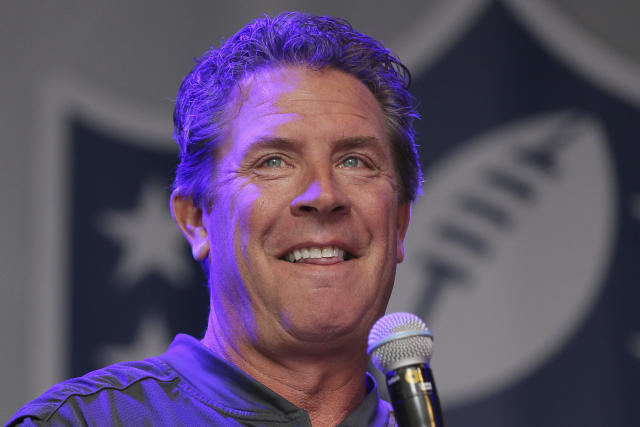 Dan Marino says he considered leaving Dolphins to win Super Bowl elsewhere