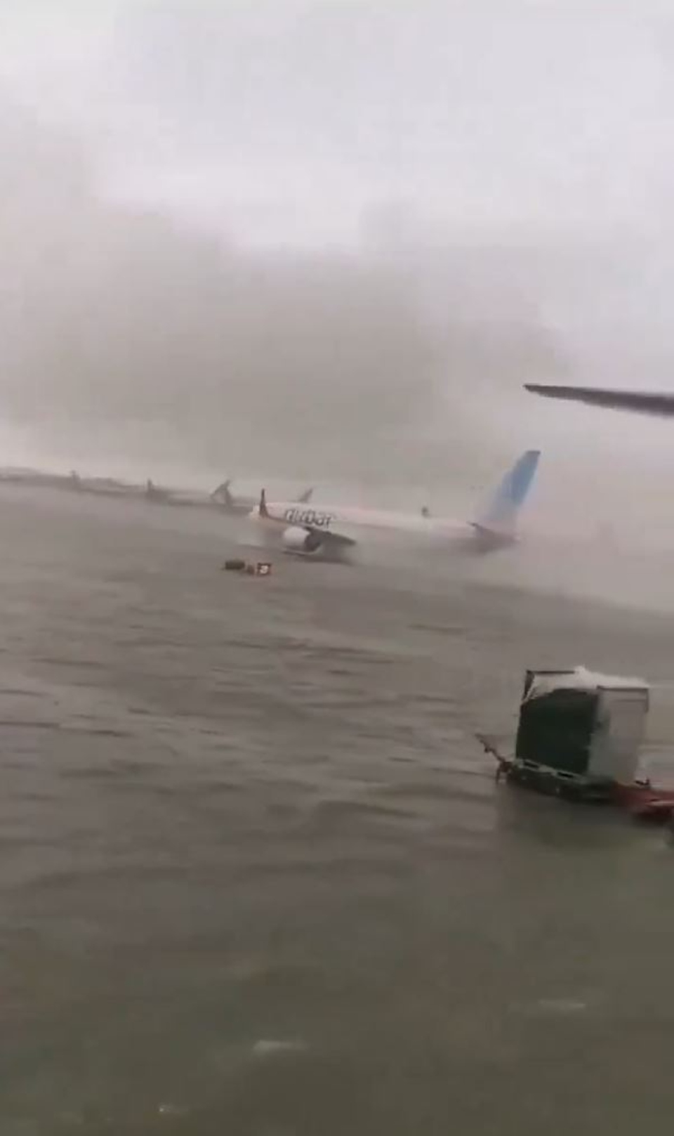 Planes were filmed taxiing along Tarmac submerged in water at Dubai airport (Supplied)