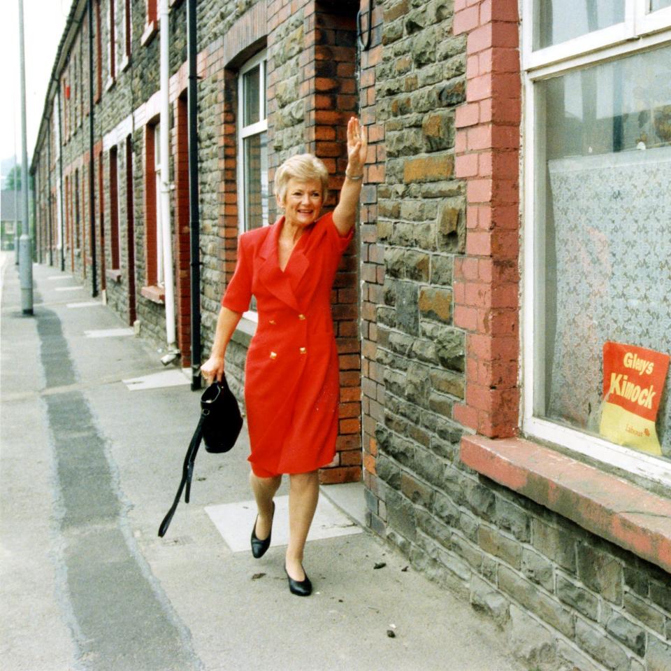 Glenys Kinnock leaving her house on her way to a television interview in 1994