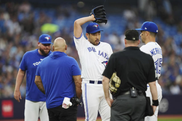 Orioles snap Blue Jays' 5-game winning streak in heated affair