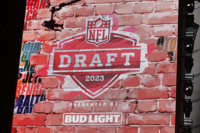 NFL Draft Red Carpet 2023 Photos: Live Updates – Footwear News