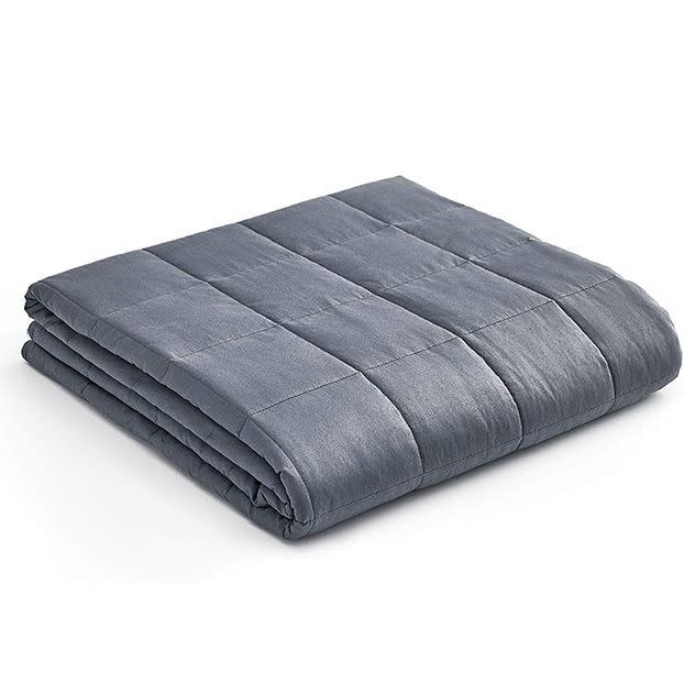 6) YnM Weighted Blanket