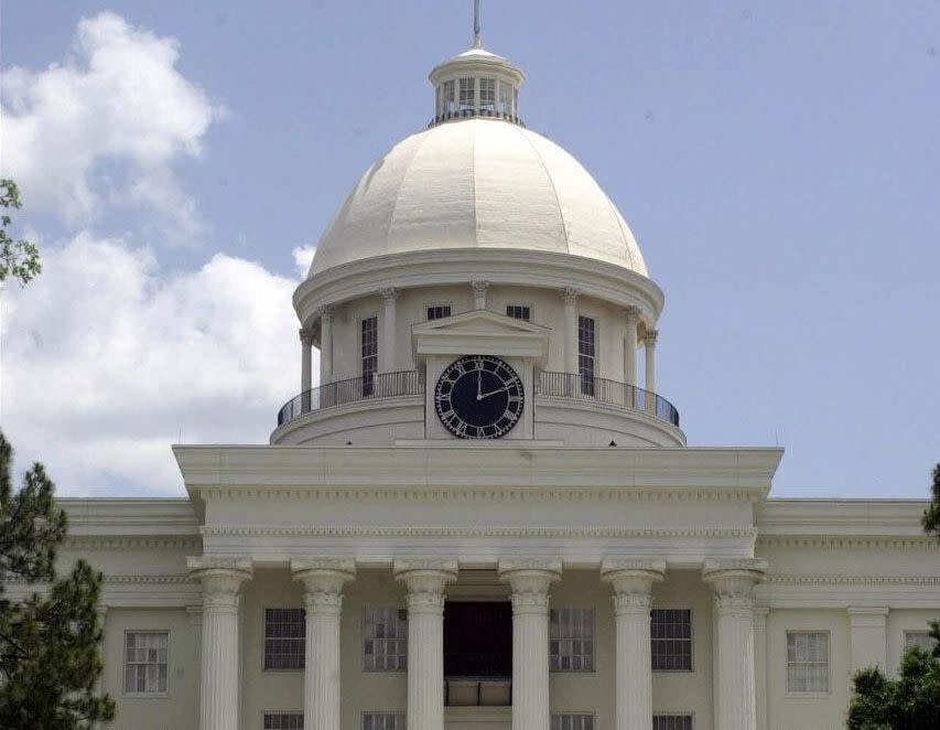 Alabama&rsquo;s Senate has voted to make abortions a felony offense, with&nbsp;doctors who perform an abortion facing a minimum sentence of 10 years in prison. (Photo: ASSOCIATED PRESS)