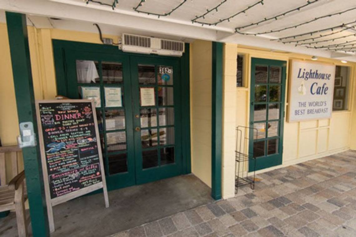 Lighthouse Café from the outside before Hurricane Ian from the restaurant website.