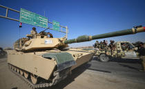 <p>A tank of Iraqi army is seen to continue to advance in military vehicles in Kirkuk, Iraq, Oct. 16, 2017. (Photo: Stringer/Reuters) </p>