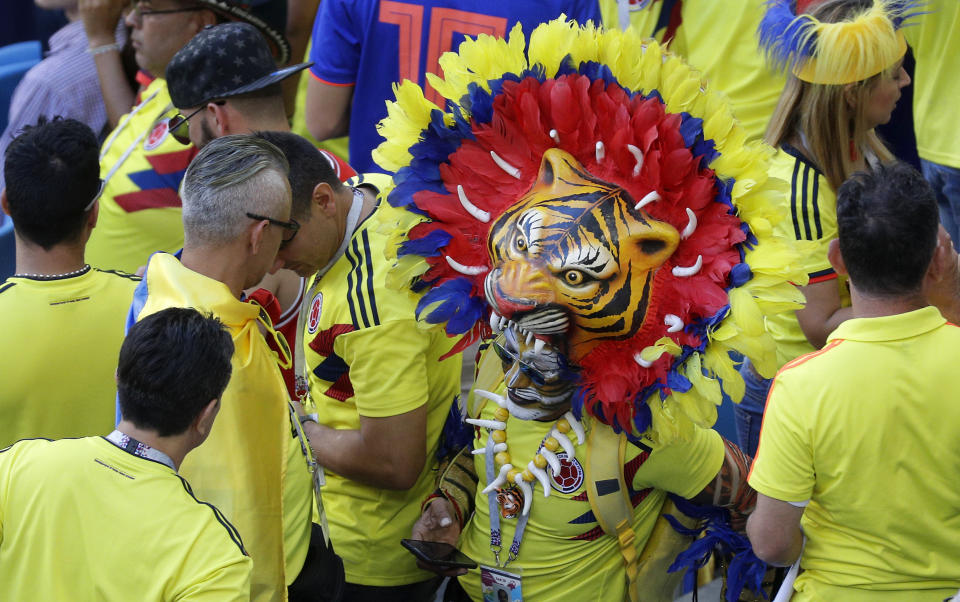 <p>Colombian fans wait the group H match between Senegal and Colombia </p>