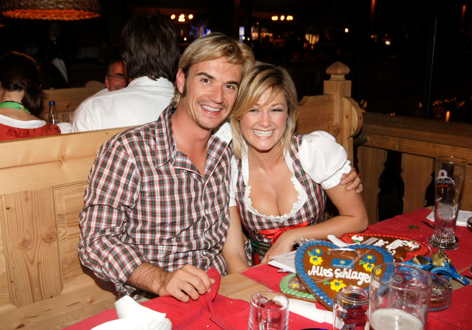 Helene Fischer und Florian Silbereisen galten zehn Jahre lang als Traumpaar der deutschen Schlagerlandschaft. Hier sind sie 2009 auf dem Oktoberfest zu sehen. (Bild: Getty Images)