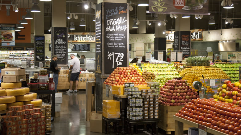 The Reason Whole Foods Is The Best Store For Organic Shopping - Yahoo ...