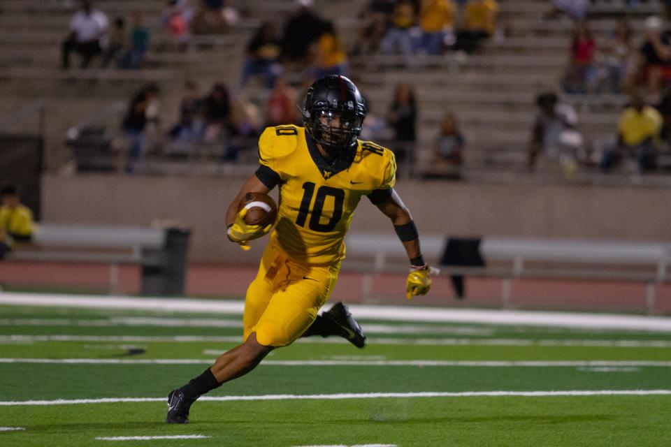 Parkland's Kaleb Martinez returns a kick against El Dorado at the SISD Student Activites Complex on Aug. 25, 2023