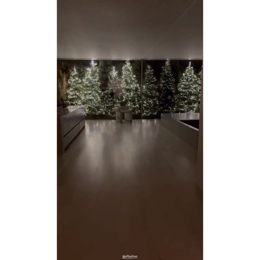 Kim Kardashian Shows Off Christmas Trees Outside Bathroom After Kanye West Divorce Finalized 4