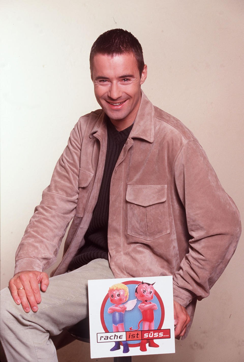 <p>1996 lief es für Kai Pflaume dann richtig rund: Er moderierte im deutschen Fernsehen zahlreiche Shows: “Die Glücksspirale”, “Rache ist süß”, “Die Comedy-Falle”, “Stars am Limit”, “Die LEGO Show” und, und, und …<br> (Bild-Copyright: Intertopics) </p>