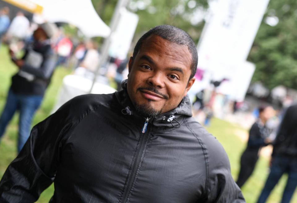 Roger Mooking