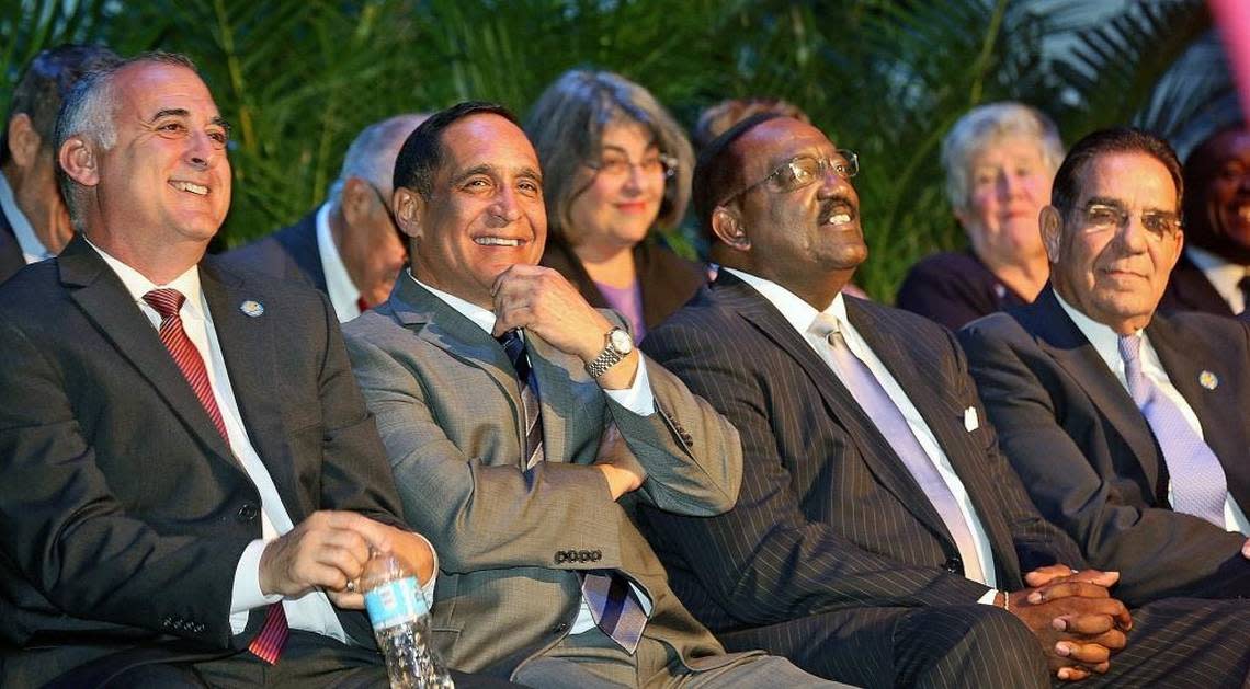 Joe Martinez at his 2016 swearing-in ceremony with fellow commissioners, including future mayor Daniella Levine Cava over his left shoulder.