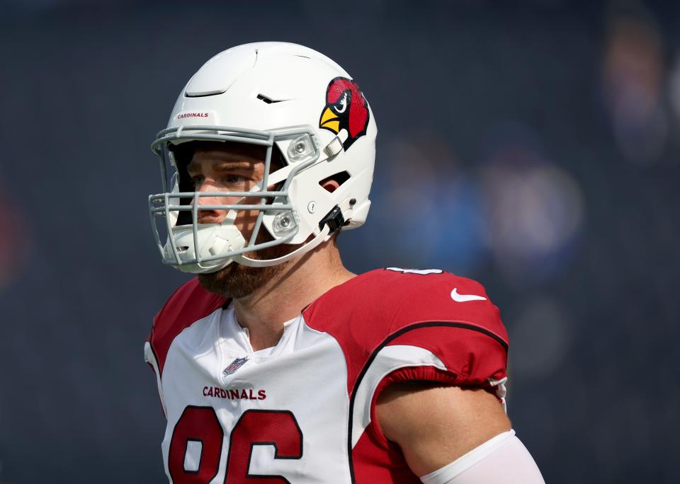 Zach Ertz #86 of the Arizona Cardinals during warm up before the game against the Los Angeles Rams at SoFi Stadium on Nov. 13, 2022, in Inglewood, California.