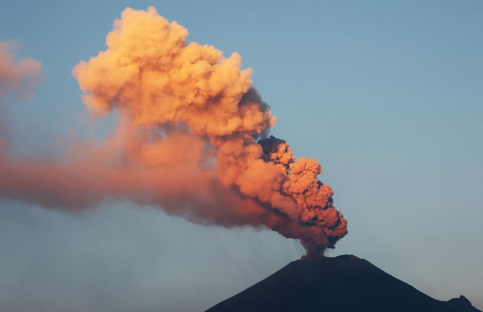 El volcán Popocatepetl (JOSE CASTANARES/AFP via Getty Images)