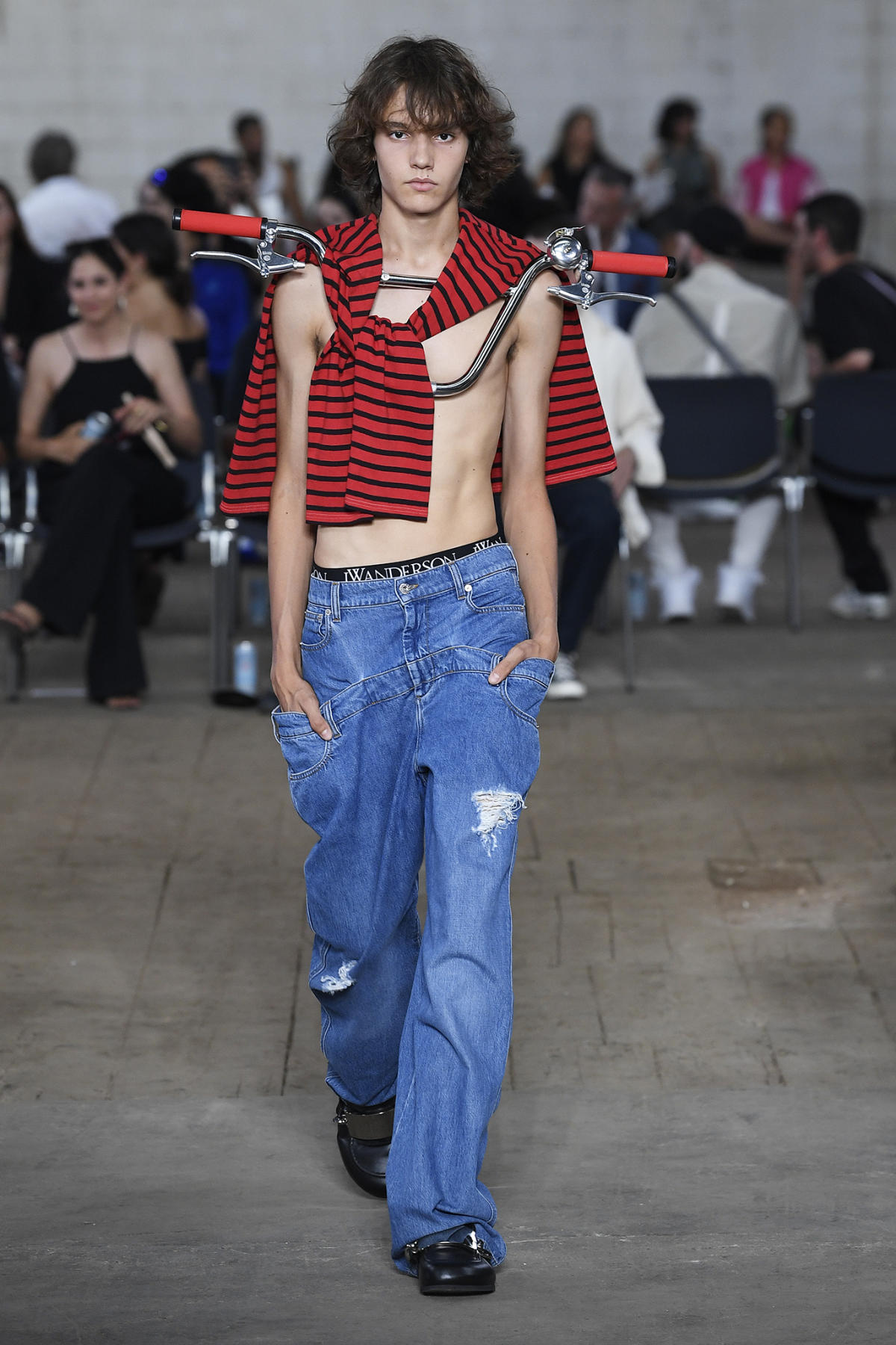 JW Anderson Spring 2024 Men's Fashion Show Review