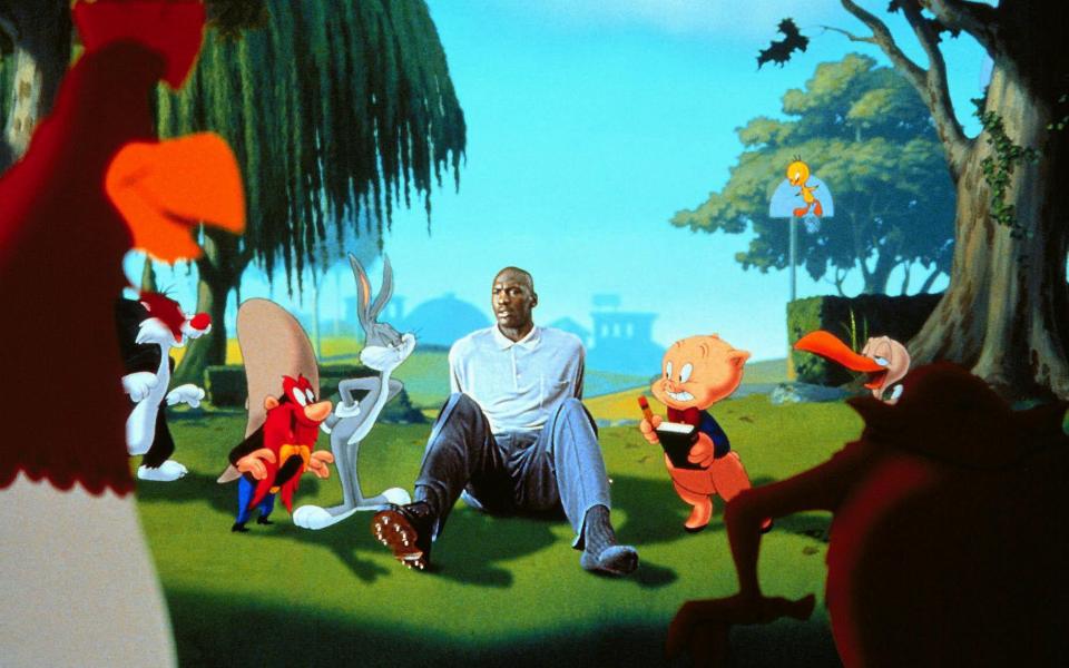 Michael Jordan in the original Space Jam film - Alamy