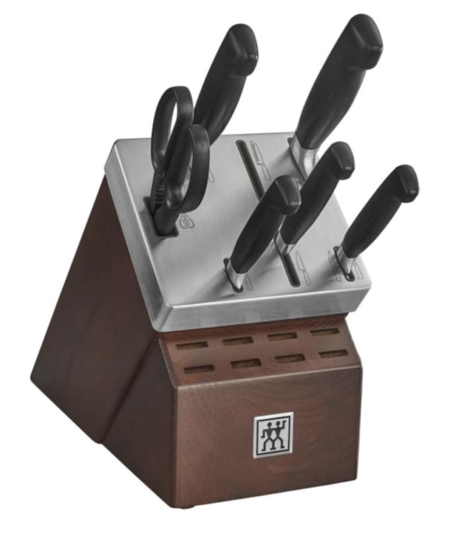 Sur La Table Has a $700 Zwilling Knife Set Marked Down to Under $200 –  SheKnows