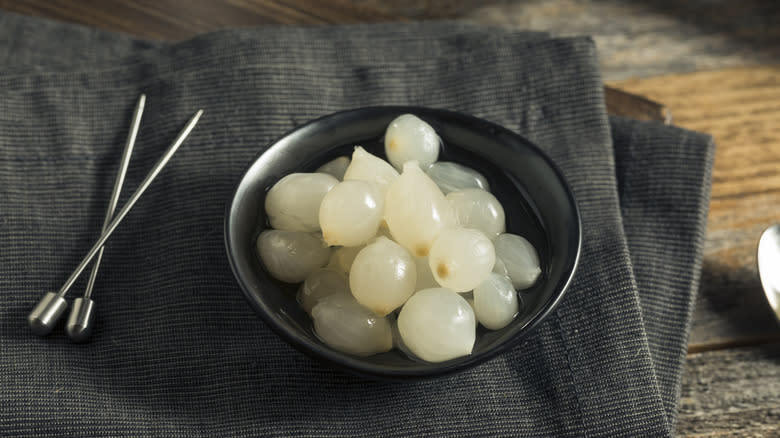 bowl of cocktail onions