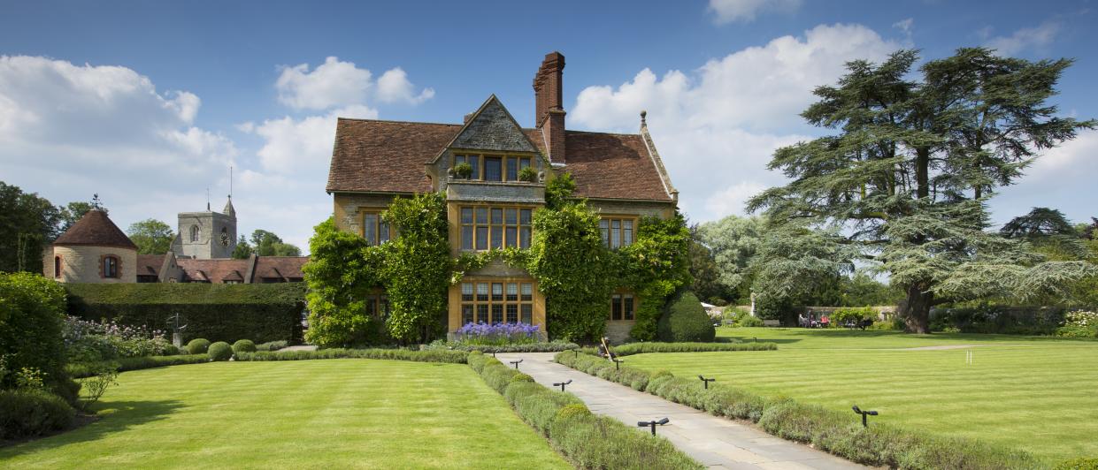 Le Manoir Aux Quat' Saisons luxury hotel founded by Raymond Blanc at Great Milton in Oxfordshire, UK  (Photo by Tim Graham/Getty Images)