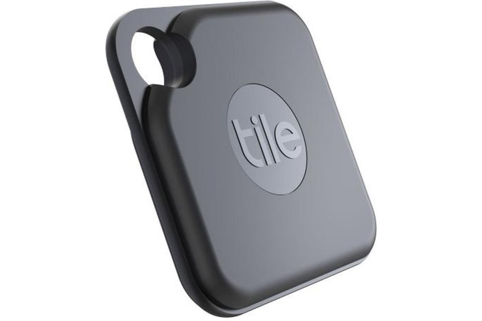 Some Life360 subscription plans come with a Tile Bluetooth tracker (Tile)