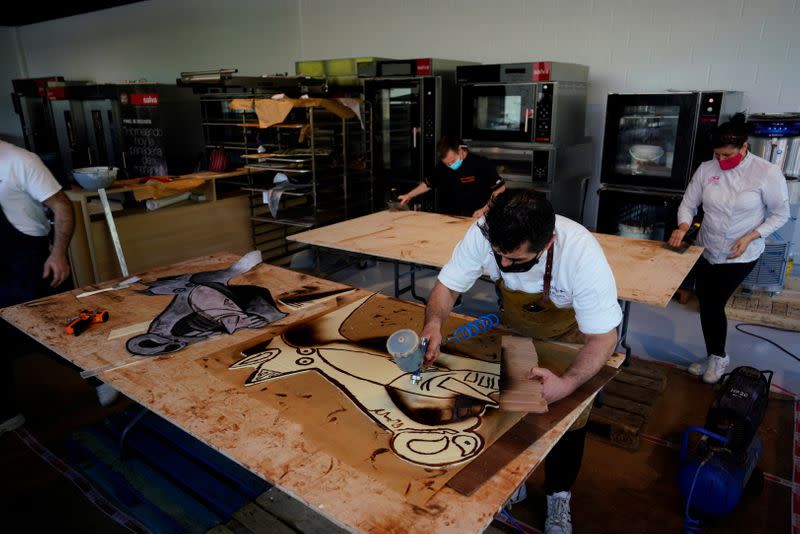 Chocolate reproduction of Picasso's Guernica created in Lezo