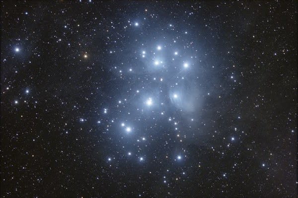 Taurus's M45 Pleiades star cluster