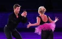 Canada's Kirsten Moore-Towers and Dylan Moscovitch perform during the Figure Skating Gala Exhibition at the 2014 Sochi Winter Olympics February 22, 2014. REUTERS/Lucy Nicholson (RUSSIA - Tags: SPORT FIGURE SKATING OLYMPICS TPX IMAGES OF THE DAY)