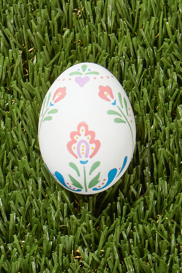 27) Folk Art Easter Egg