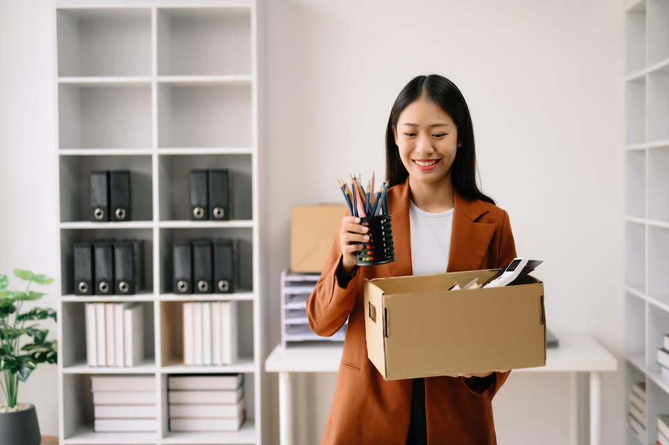 Office woman changing her job (Photo: Getty Images)
