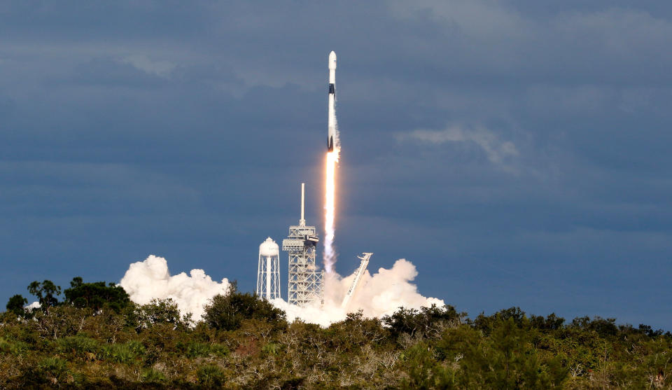 A SpaceX Falcon 9 rocket launches carrying a Qatari communications satellite, which will provide connectivity to Qatar and neighbouring parts of the Middle East, North Africa, and Europe, from historic Launch Pad 39A at the Kennedy Space Center in Cape Canaveral, Florida, U.S., November 15, 2018. REUTERS/Joe Skipper