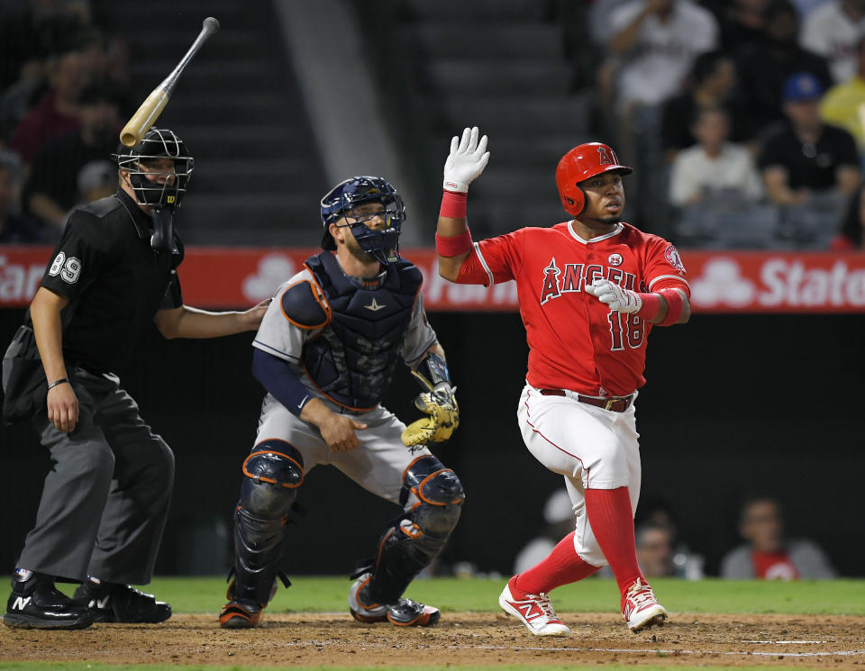 Luis Valbuena's bat flip inspired Astros pitcher Mike Fiers to throw at him. (AP)