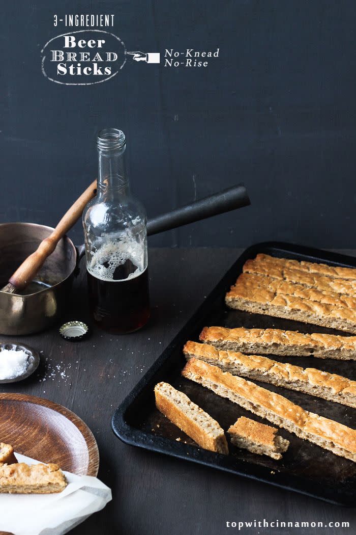 3-Ingredient Beer Breadsticks