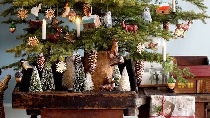 Christmas Tree Decoration Ideas - Woodland Tree