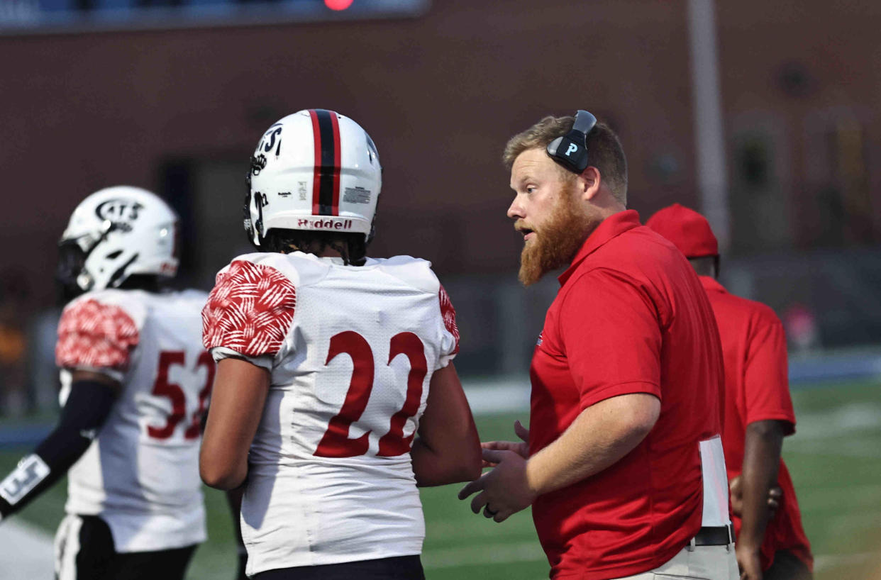 Newport's Sean Hurry led Kentucky freshmen in sacks in 2023.