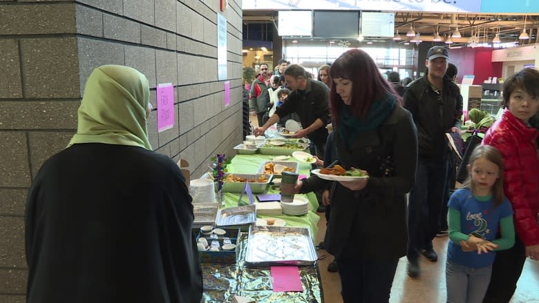 Calgary Muslims hold 'One Nation' meet and greet to increase understanding