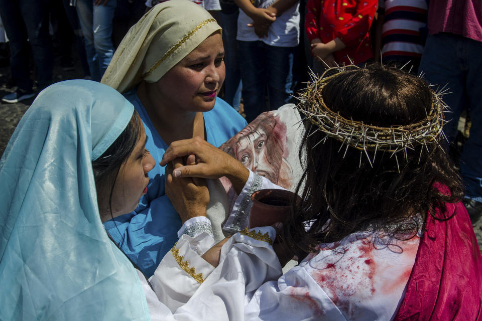 Christians act out the Stations of the Cross in Colima, Mexico. (Leonardo Montecillo / Agencia Press South via Getty Images)