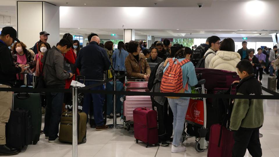 SYDNEY AIRPORT