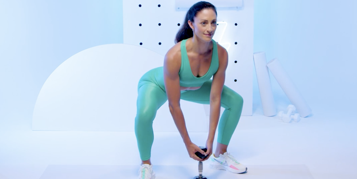 grow your glutes workout sumo squat