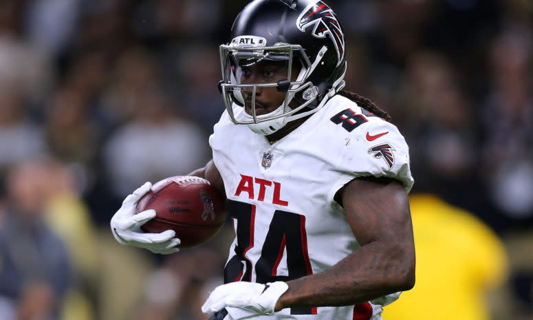 Cordarrelle Patterson of the Atlanta Falcons carries the ball.