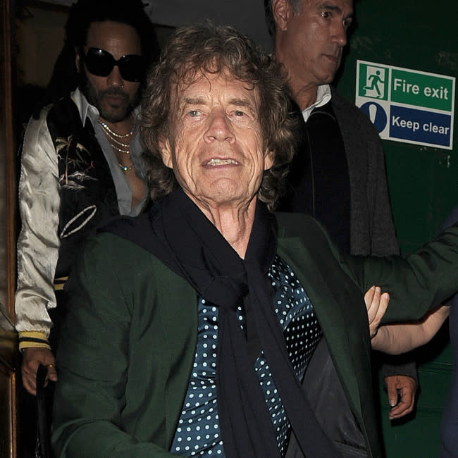 Mick Jagger en su fiesta de cumpleaños credit:Bang Showbiz