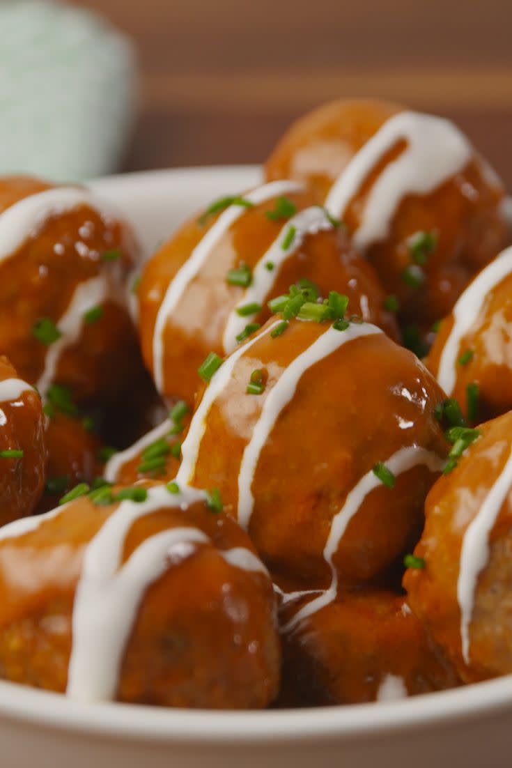 Slow-Cooker Buffalo Chicken Meatballs