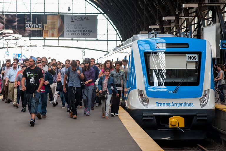 Los trenes circulan con demoras por una medida gremial