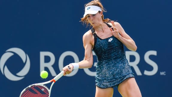 A Woman Tennis Player Was Penalized For Fixing Her Shirt During A Match At  The US Open