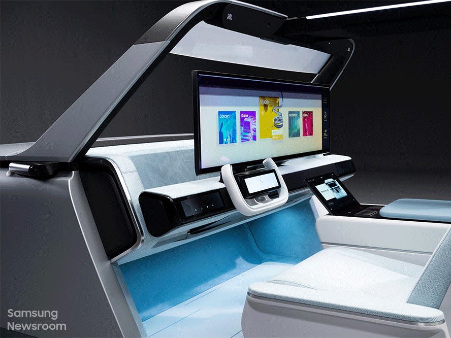 Samsung’s 2021 digital cockpit.