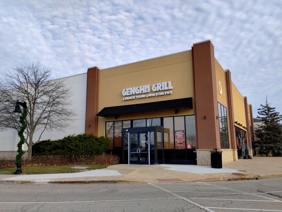 Genghis Grill has closed at The Shoppes at Grand Prairie.